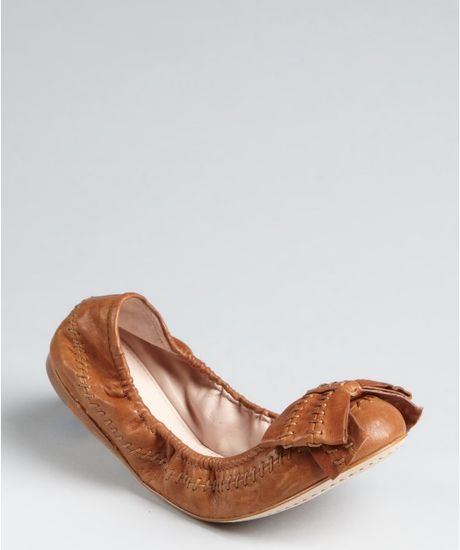 Miu Miu Brown Leather Stitched Detail Bow Flats in Brown - Lyst