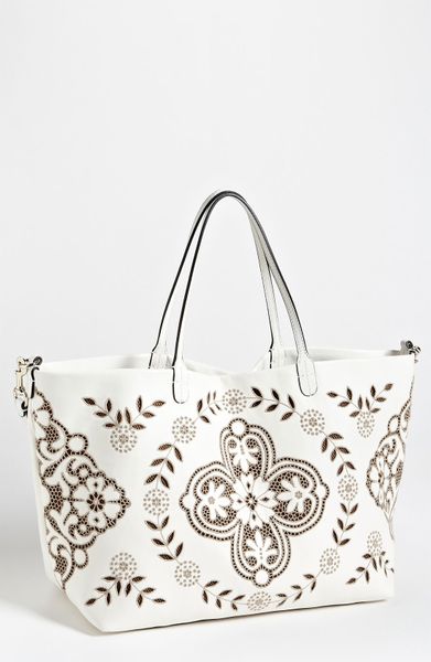 Valentino Glamorous Lace Tote in White (vanilla) - Lyst