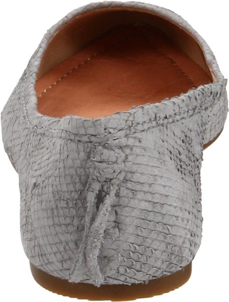 regina ballet flat