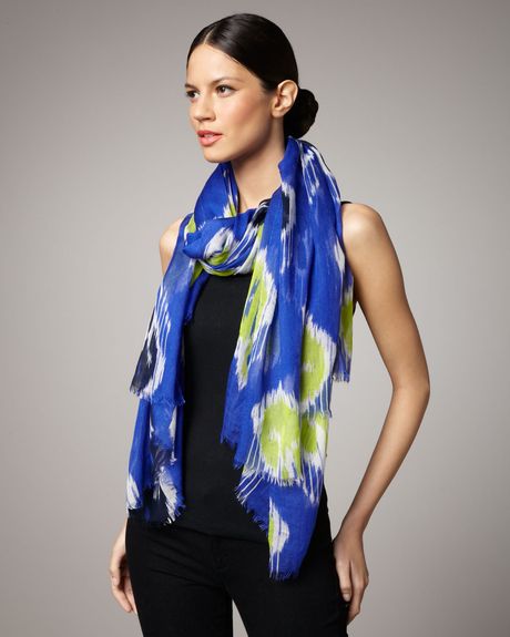 Oscar De La Renta Ikatprinted Scarf in Blue (cblt lme ivy acnt) - Lyst