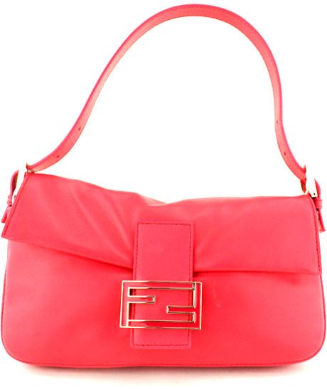 Fendi Baguette in Pink (coral) - Lyst