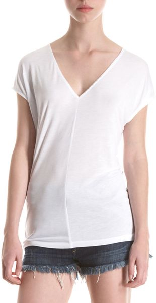 Vince Double Vee Tee in White - Lyst