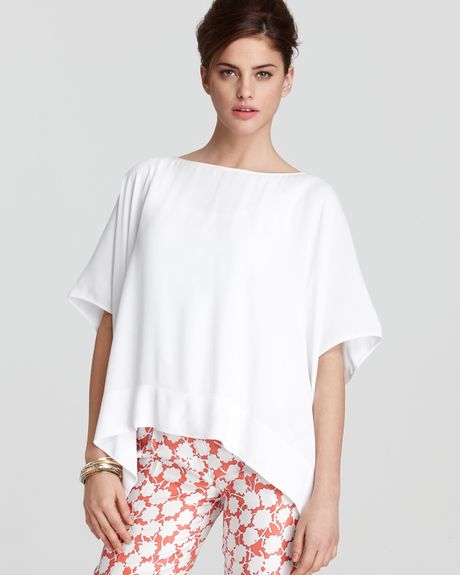 Diane Von Furstenberg Top New Hanky Kimono Crepe in White - Lyst