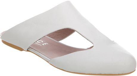 Office Trigger Tbar Offwhite Leather in White - Lyst
