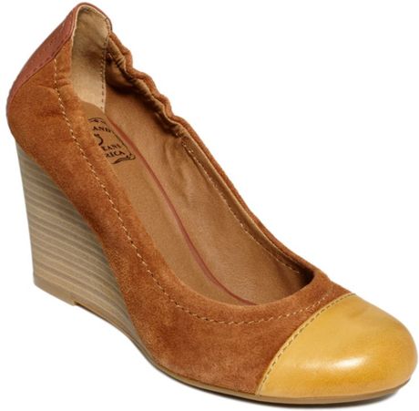 lucky wedges