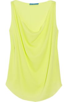 Alice + Olivia Cowlneck Silkblend Crepe Top - Lyst