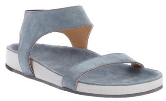  Flat Sandal 