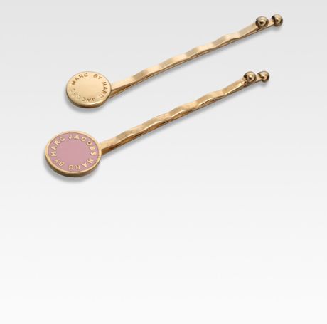Marc By Marc Jacobs Logo Bobby Pins in Gold - Lyst