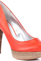 Guess 'Adriena 2' Pumps