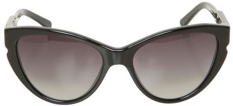 Stella Mccartney Slightly Oversized Sunglasses in Black - Lyst