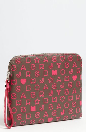 Marc By Marc Jacobs Eazy Tablet Wristlet - Lyst