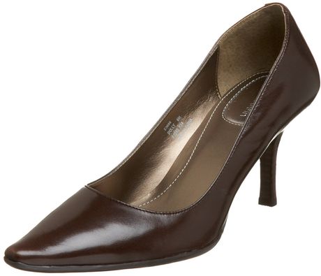 Calvin Klein Calvin Klein Womens Dolly Pump in Brown (dark brown) - Lyst