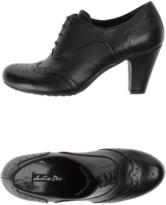 Julie Dee Laced Shoes - Lyst