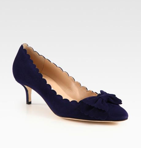 blue pumps with bow