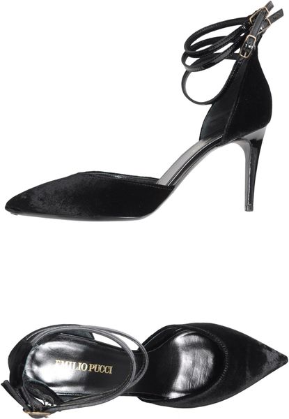 Emilio Pucci Closedtoe Slipons in Black - Lyst