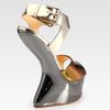Giuseppe Zanotti Metallic Patent Leather Curved Wedge Sandals in Gold - Lyst
