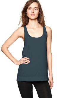 Gap Pure Body Crossback Tank - Lyst