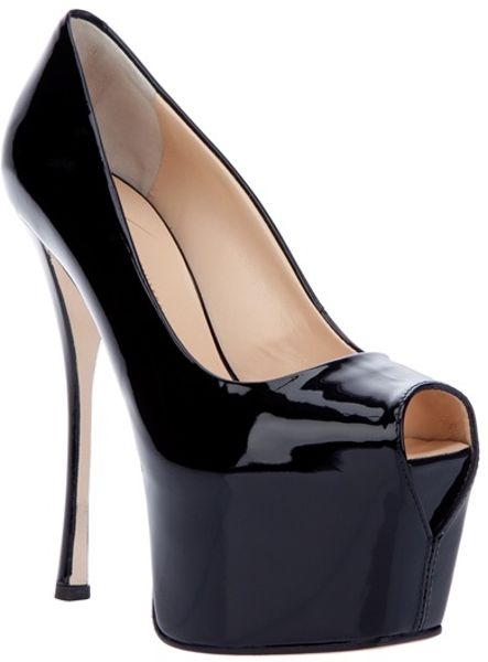 Giuseppe Zanotti Peep Toe Platform in Black - Lyst
