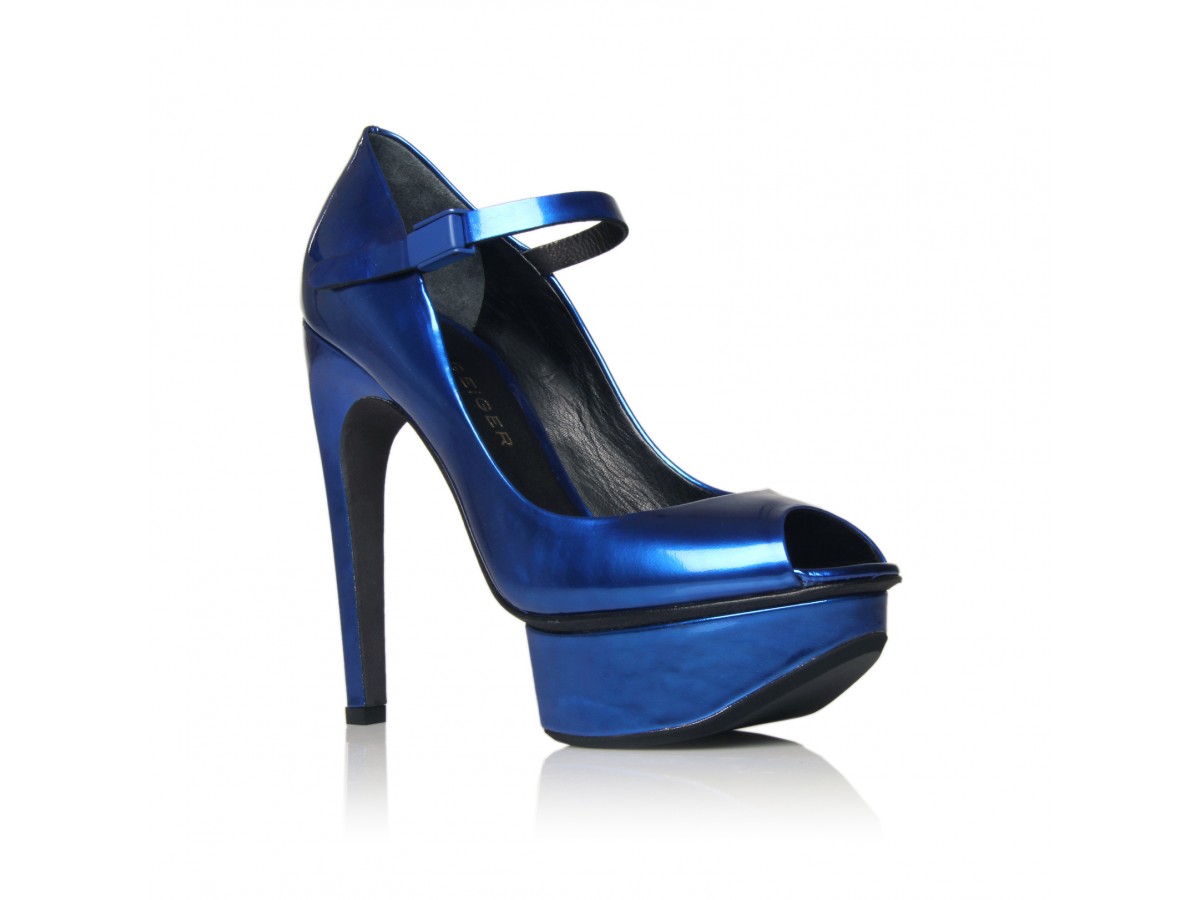 light blue platform pumps