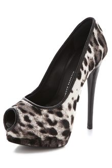 Giuseppe Zanotti Snow Leopard Peep Toe Pumps - Lyst