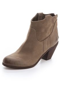 Sam Edelman Lisle Pull On Booties - Lyst