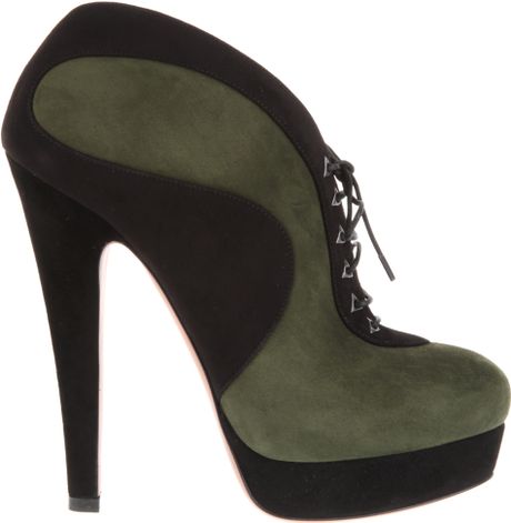 Alaïa Twotone Laceup Low Boots in Suede in Green - Lyst