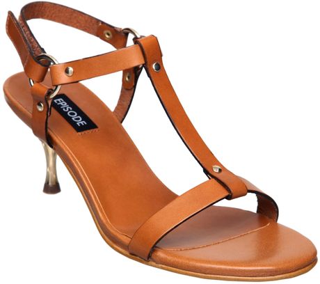 Episode Fedora Metal Trim T Bar Sandal in Brown (tan) - Lyst