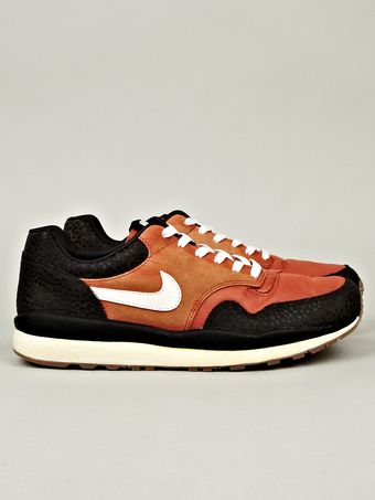 Nike Air Safari Vintage Sneaker - Lyst