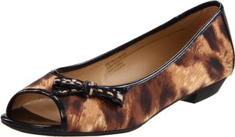 Naturalizer Naturalizer Womens Peri Flat - Lyst