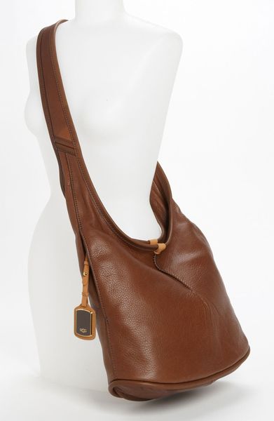 Ugg Classic Crossbody Bag in Brown (dark auburn)