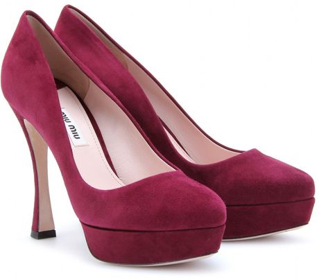 Miu Miu Suede Platform Pumps in Red (bordeaux) - Lyst