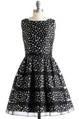 ModCloth Rosé Bubbly Dress in Noir