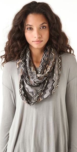 Missoni Infinity Zig Zag Scarf in Gray (grey) - Lyst