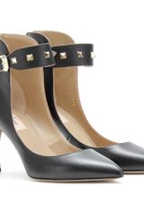 Valentino Rockstud Pumps