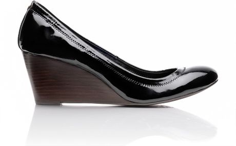 tory burch black patent leather wedge