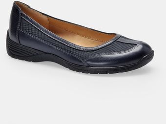 Softspots Taite Flat - Lyst