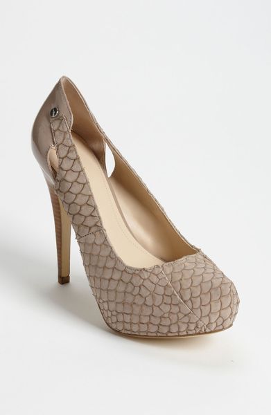 Calvin Klein Evonne Pump in Beige (light taupe patent/ nappa) - Lyst