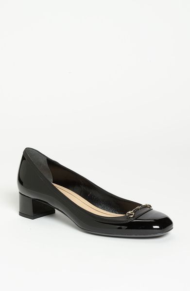 Gucci Betsy Pump in Black - Lyst