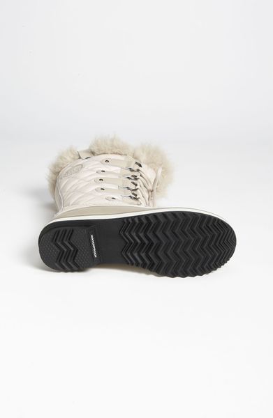 sorel tofino white