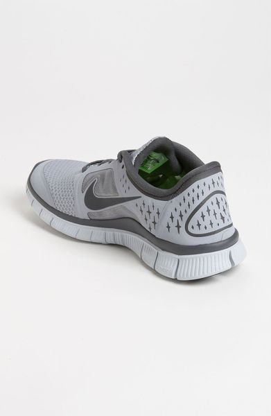 nike free run gray