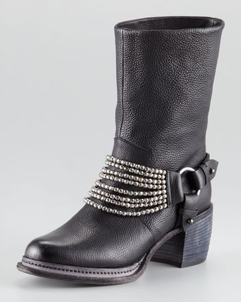 Vera Wang Natasha Jewelbracelet Boot - Lyst