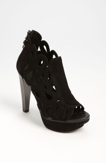 House Of Harlow Bernadette Sandal - Lyst