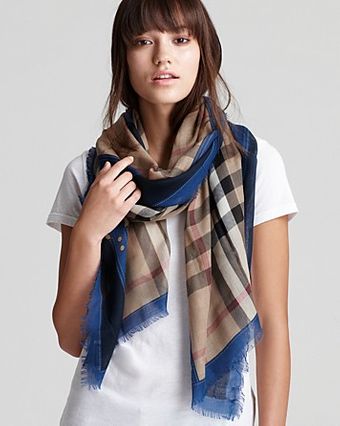Burberry Oblong Haymarket Border Scarf - Lyst