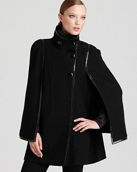 Via Spiga Cape Coat in Black - Lyst