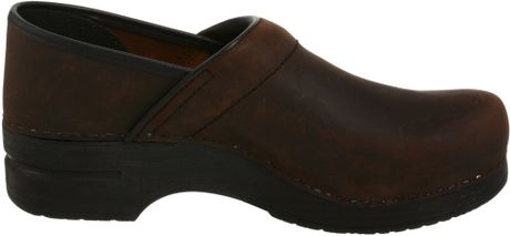 dansko men's professional oiled leather clog