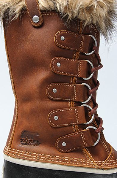 sorel joan of arc sizing