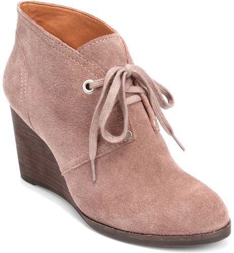 lucky wedges