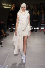 Comme Des Garçons Spring 2013 Runway Look 31