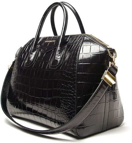 Givenchy Medium Antigona Bag in Black (gold) | Lyst