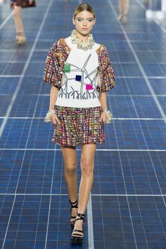Chanel Spring 2013 Runway Look 56 in 